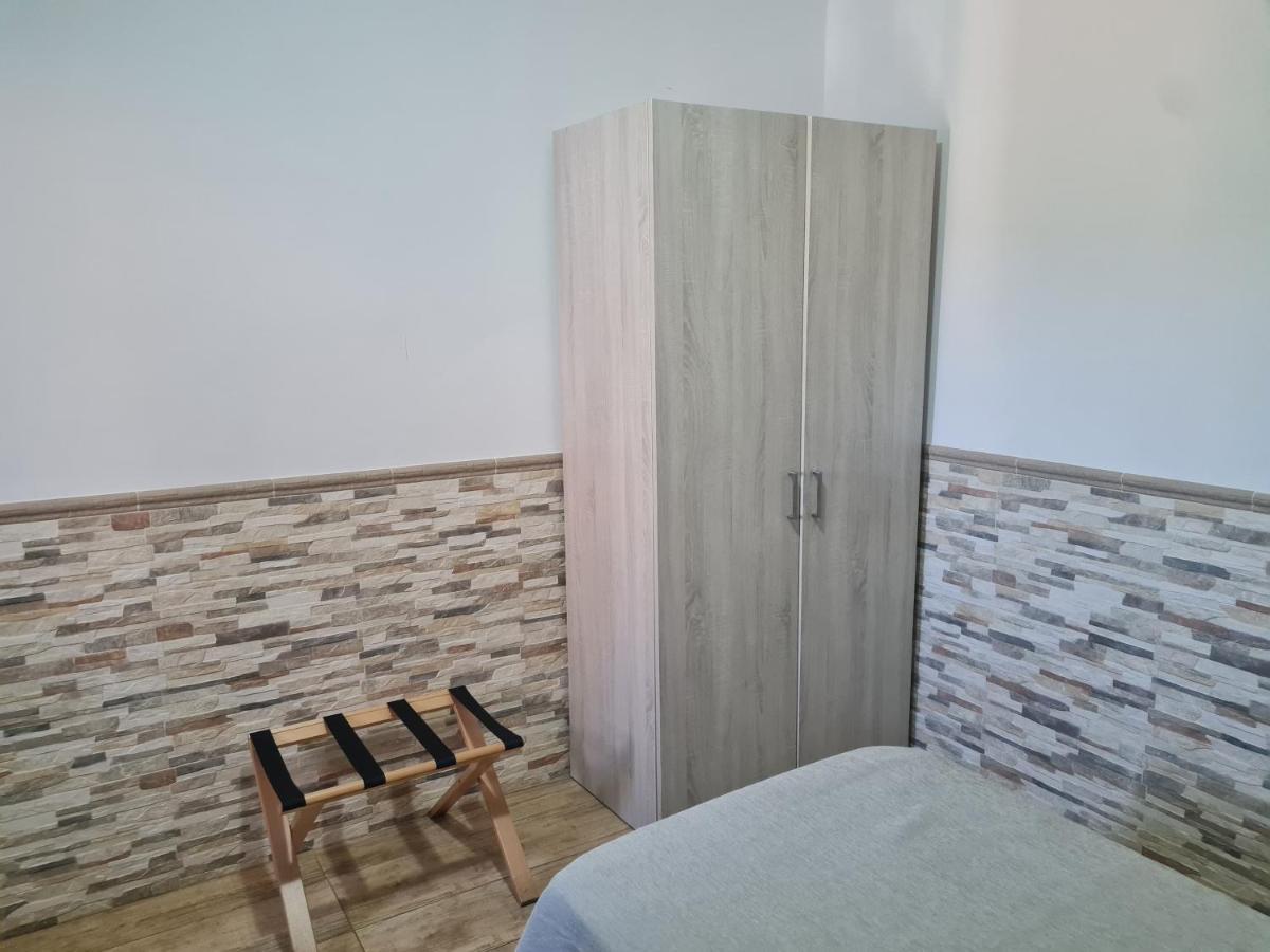 Hotel Balneario Fuentes Del Trampal Carmonita Kültér fotó